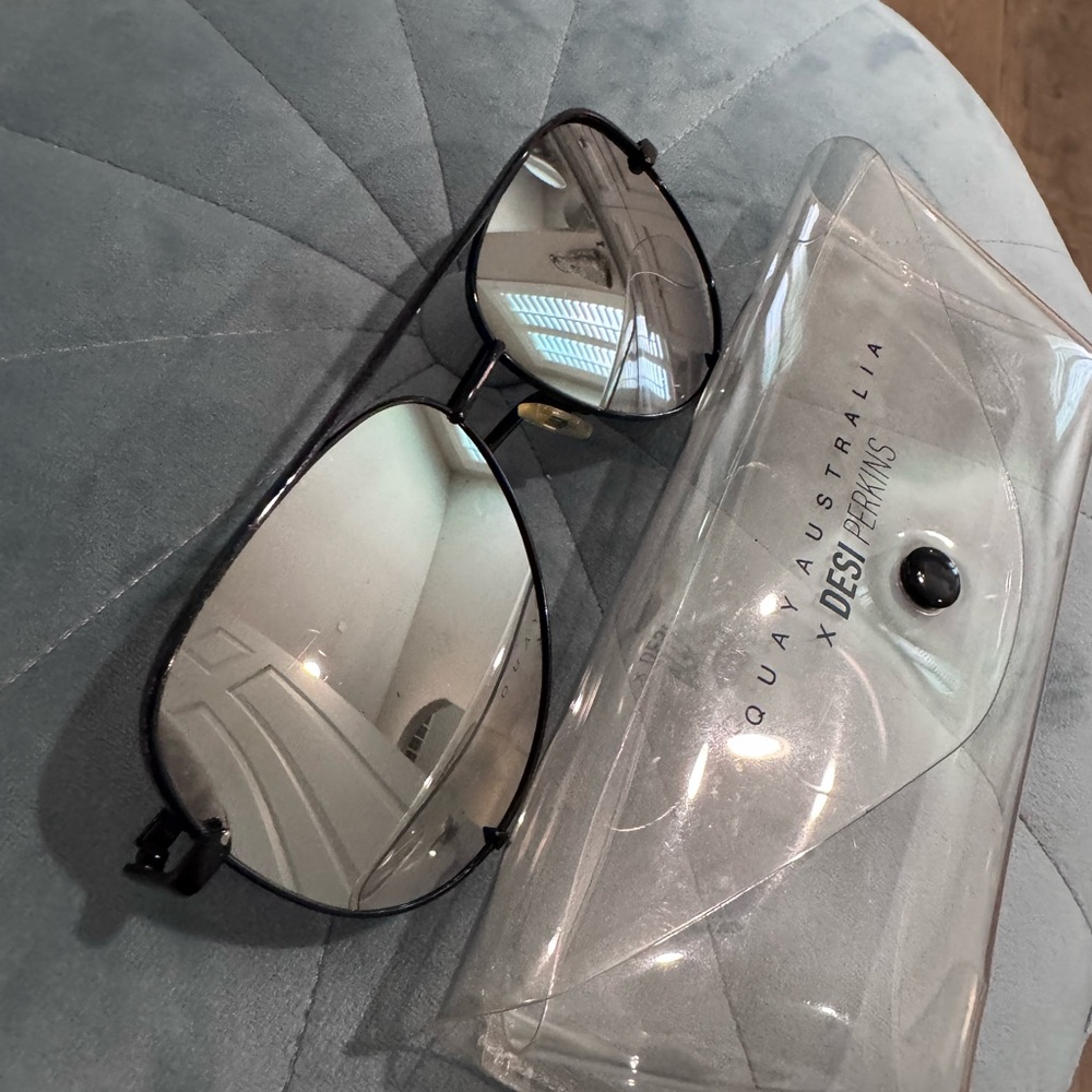 Quay x Desi Aviator Sunglasses - Picture 3 of 5